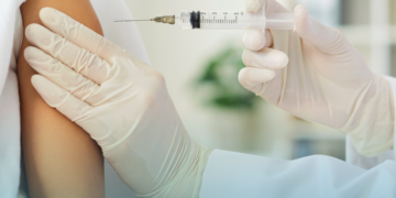 Vacina da herpes-zóster é segura para pacientes reumáticos, diz estudo