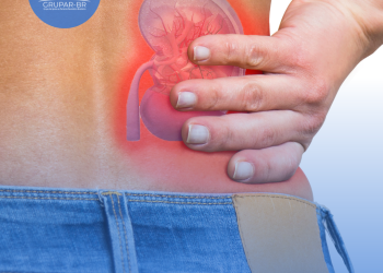 Como a automedicação pode afetar o funcionamento dos rins