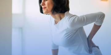 Relação entre dor crônica e distúrbios do sono pode virar ciclo vicioso em pacientes reumáticos