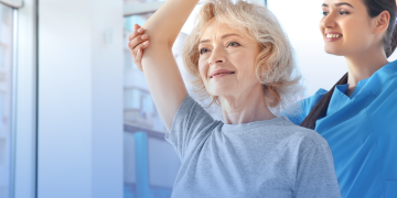 Associação médica de osteoporose cria guia para o Dia a Dia Seguro