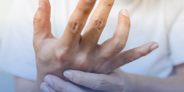 Você sabe o que é ataxia? Saiba os 4 sinais que podem indicar o início da doença