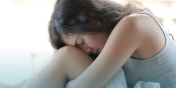 Nova lei reconhece fibromialgia como deficiência; entenda o que muda