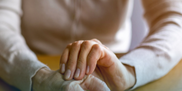 Anvisa aprova ampliação de uso de medicamento para artrite psoriásica