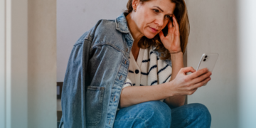 Uma a cada três mulheres não sabe que está na perimenopausa